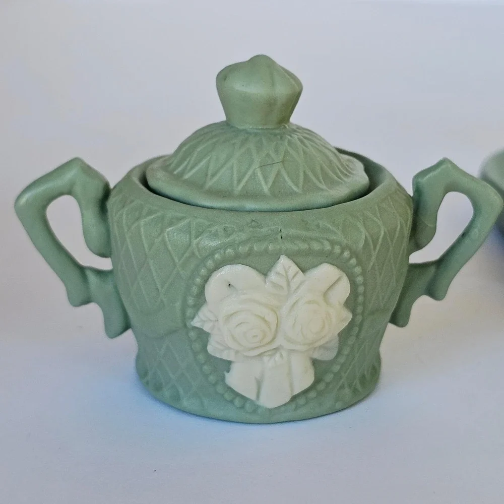 N/A vintage miniature